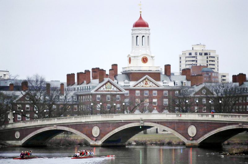 230725-harvard-university-charles-river-rowers-2017-ac-440p-f10122-2O8E0F-800x528.jpg